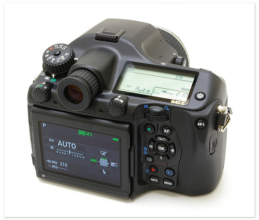 カメラの八百富｜PENTAX ペンタックス 645Z 驚きのプライスで新発売 
