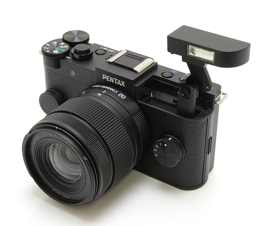 カメラの八百富｜PENTAX ペンタックス Q-S1 新発売！ - 中古カメラご一行様（by八百富写真機店）