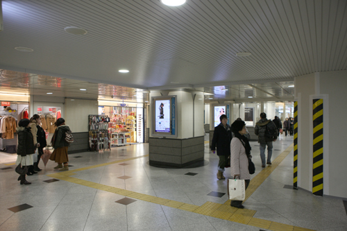 oosakaeki-2011012107.jpg