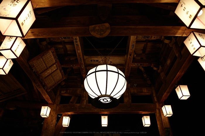 長谷寺,観音万燈会_IMG_4895Cap(24mm,F4.5,iso1600,SIGMA24_105,5DmarkII)2013yaotomi.jpg