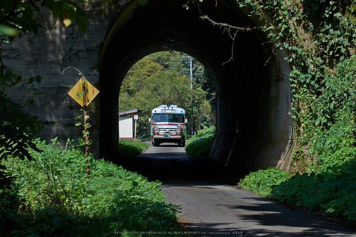 五新鉄道,ボンネットバス(DSCF7741,F8,86mm,XT1)2014yaotomi_.jpg