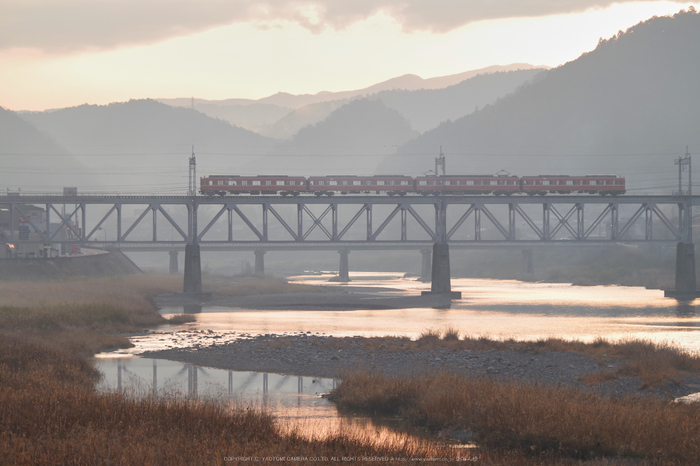 吉野川,朝景(KS2_2052,120 mm,f-7.1,KS2)2015yaotomi.jpg