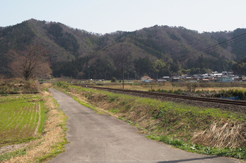 若桜鉄道,撮影地(E5210257,21 mm,f-5.6,E-M5MarkII      )2015yaotomi.jpg