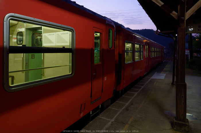 若桜鉄道,撮影地(P3210014 (2),12 mm,f-8,E-M1)2015yaotomi_.jpg