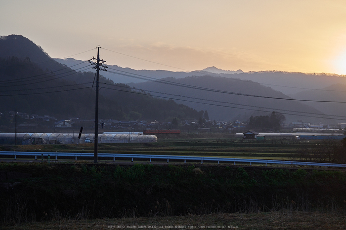 若桜鉄道,撮影地(P3210074,40 mm,f-3.2,E-M1)2015yaotomi_.jpg