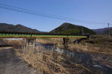 若桜鉄道,撮影地(P3210226,7 mm,f-8,E-M1)2015yaotomi 1.jpg