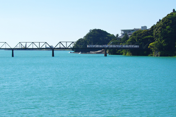 紀勢本線,熊野川河口(K32_0264,60 mm,F5.6)2015yaotomi_.jpg