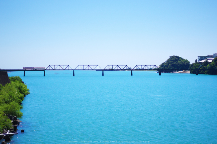 紀勢本線,熊野川河口(K32_0387,35 mm,F2.8)2015yaotomi_.jpg