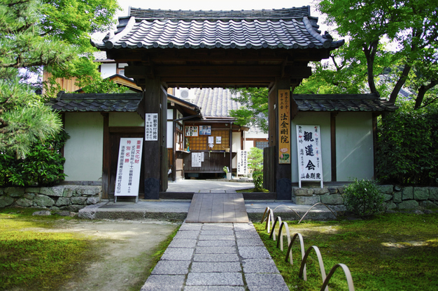 法金剛院,蓮(SDQ_0965,18 mm,F2)2016yaotomi.jpg