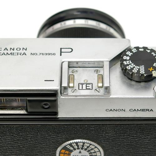 中古 キャノン P 50mm F1.8 セット TEマーク刻印 Canon-アクセサリーシュー部分に「TE」の刻印