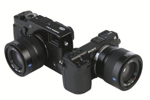 カール ツァイス Carl Zeiss Touit 32mm F1.8 〔ソニーEマウント用〕 トゥイート 1.8/32-【使用例】写真のカメラは別売りです。
