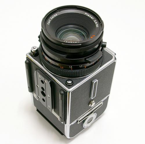 中古 ハッセル 501CM クローム プラナーT* CF 80mm F2.8 セット HASSELBLAD 【中古カメラ】