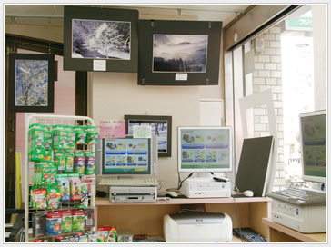 高槻駅前店 店内１