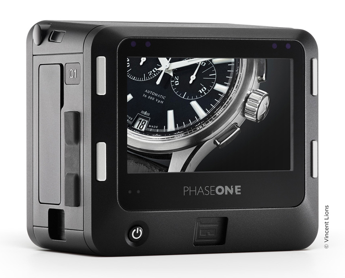 IQ1-100MP-Angled-Switcher.jpg