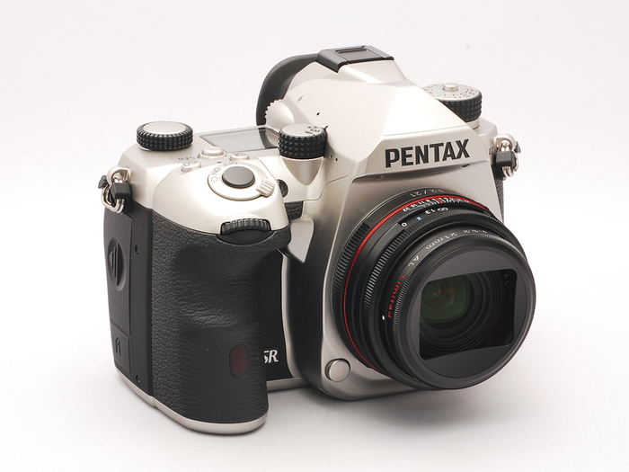 カメラの八百富｜ペンタックス PENTAX K-3 MARK III レンズは白か