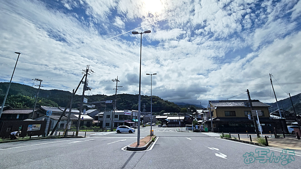 https://www.yaotomi.co.jp/blog/walk/20260921_101634%2CF2.2%2C1-13500%20%E7%A7%92%2Ciso50_.jpg