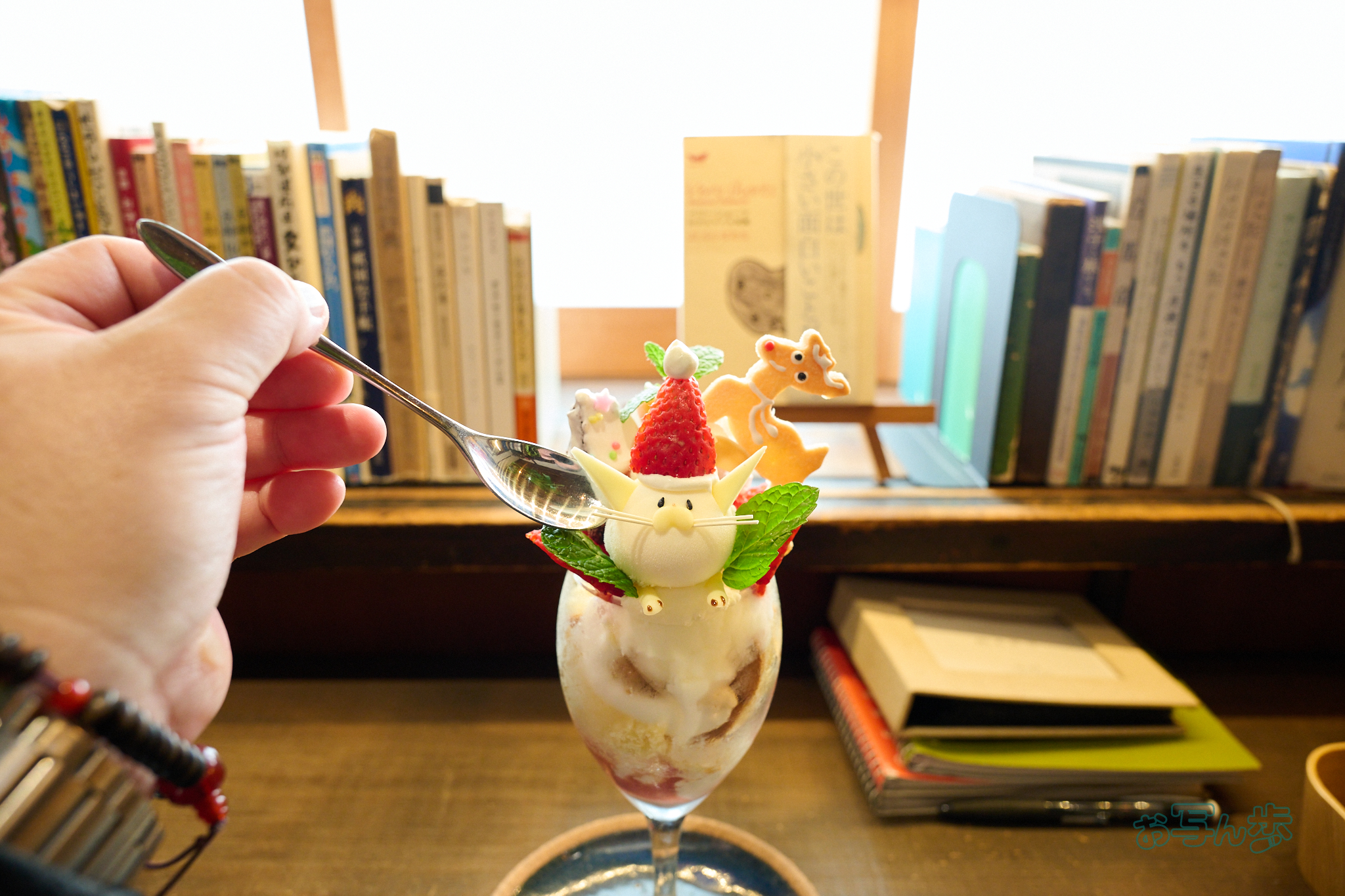 https://www.yaotomi.co.jp/blog/walk/DSC_0997%2C24%20mm%2CF5%2Ciso1800%28High%20efficiency%20%20RAW%29.jpg