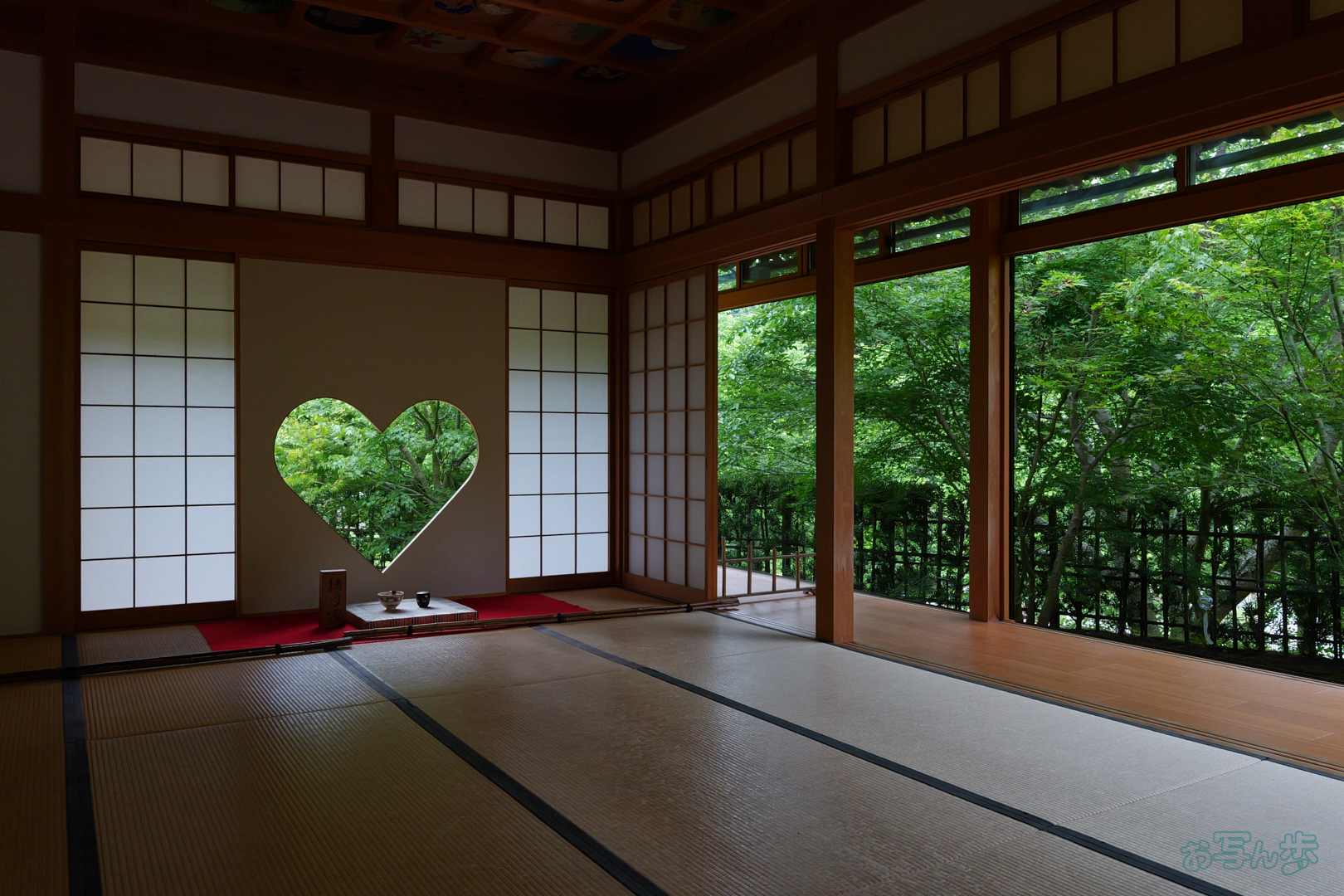 https://www.yaotomi.co.jp/blog/walk/PS122628%2C17%20mm%2CF10%2C1-60%20%E7%A7%92%2Ciso1600%28JPEG%29.jpg
