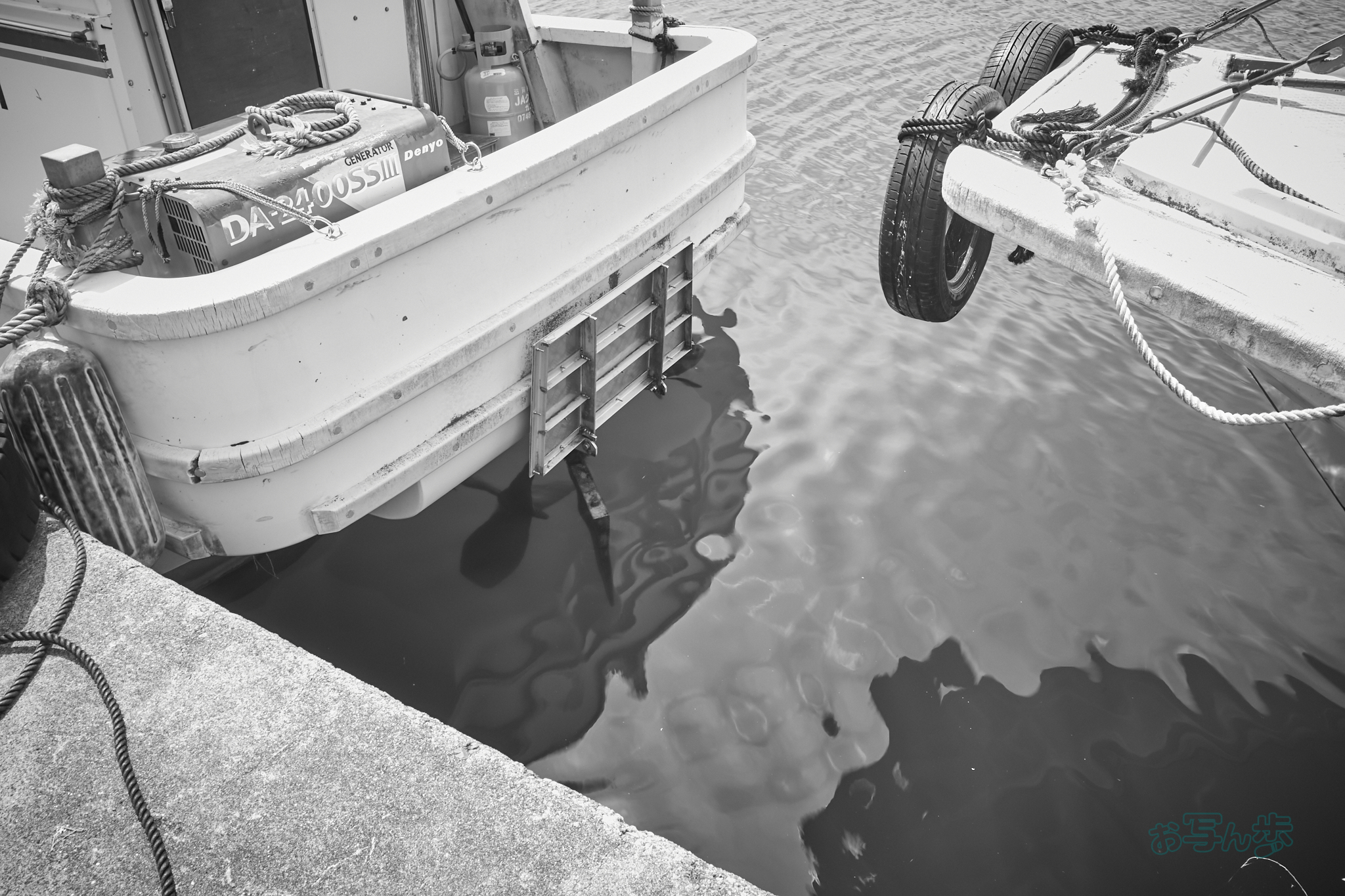 https://www.yaotomi.co.jp/blog/walk/R0000704co%2C18%20mm%2CF8%2Ciso500%2CRICOH%20GR%20IV%20Monochrome.jpg
