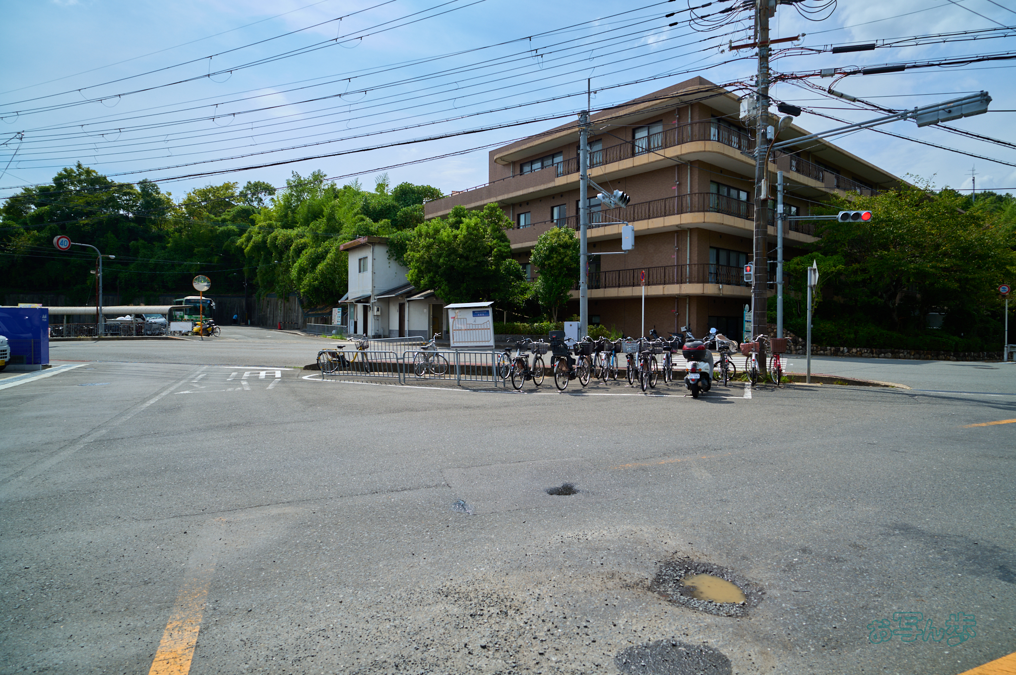 https://www.yaotomi.co.jp/blog/walk/SDIM2137co%2C21%20mm%2CF4.9%2Ciso100%28DNG%29.jpg