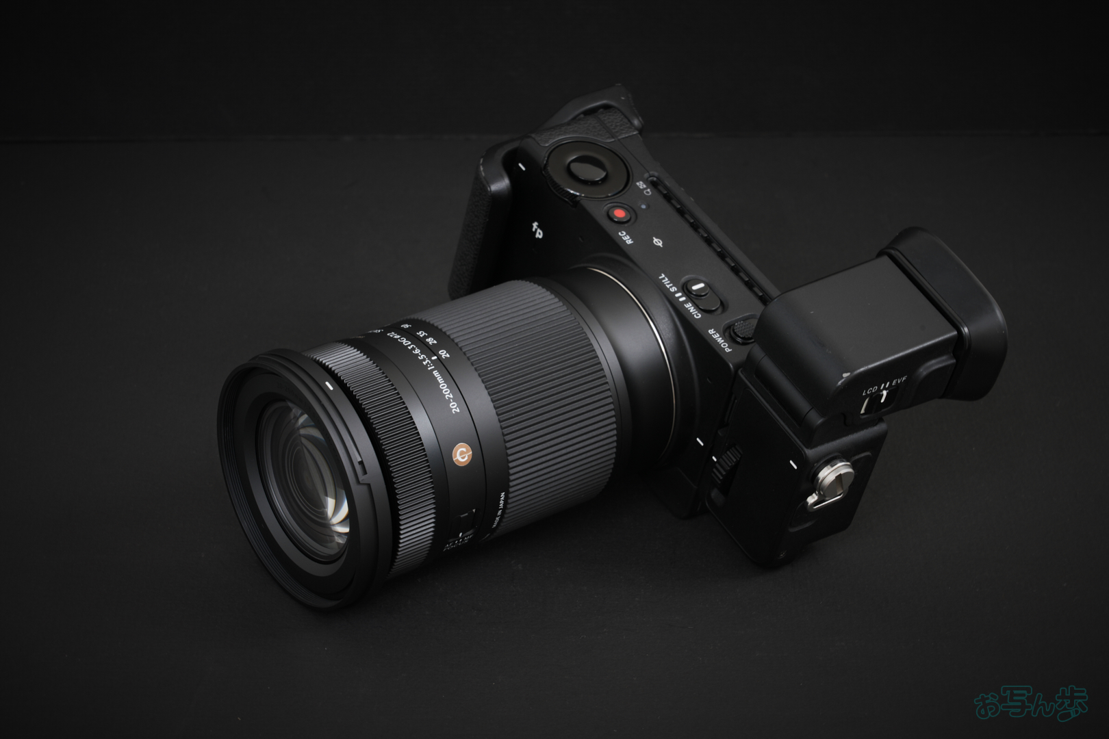 https://www.yaotomi.co.jp/blog/walk/Sigma%2020200mm%20F3.56.3%20DG%20%20Contemporary_006.jpg