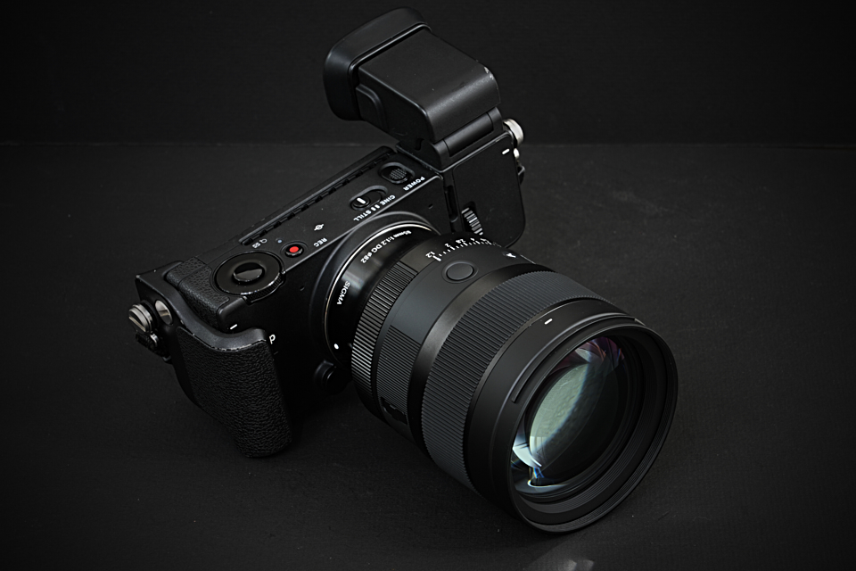 https://www.yaotomi.co.jp/blog/walk/Sigma%2085mm%20F1.2%20DG%20%20Art_005.jpg