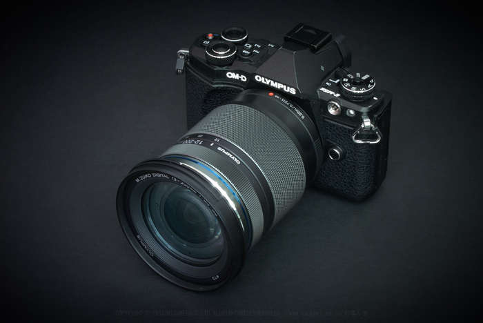 M.ZUIKO DIGTAL ED 12-200