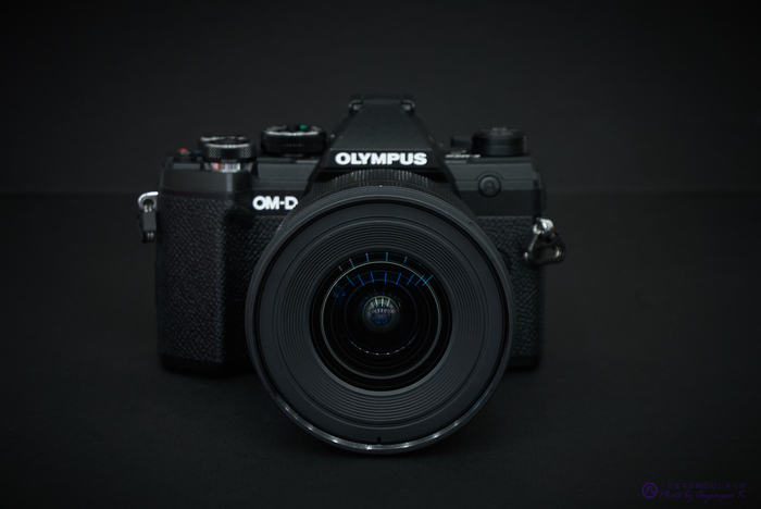 OLYMPUS OM-D E-M5MarkII 25mm f1.8レンズ オマケ OLYMPUS M.ZUIKO DIGITAL ED 8-25mm F4.0 PRO実写レビュー。高