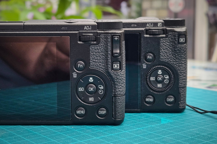 RICOH-GRIV_014ps.jpg