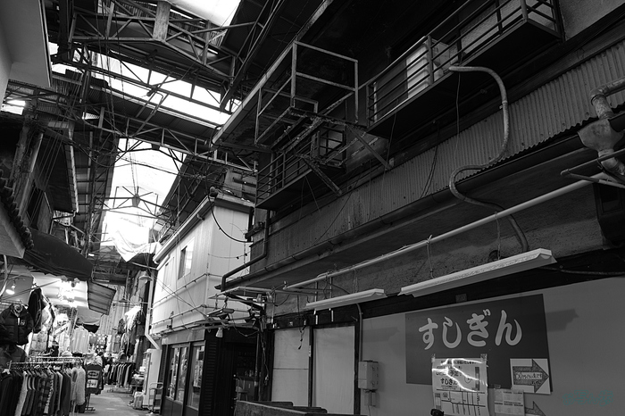 R0000058,18 mm,F3.5,iso500_1-30 秒(JPEG).jpg