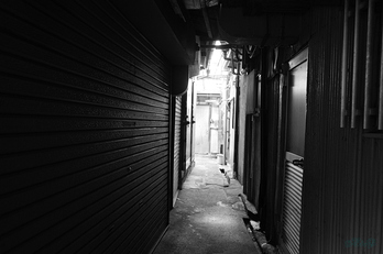 R0000230,18 mm,F2.8,iso6400_1-30 秒(JPEG).jpg