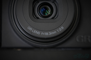 RICOH GRIV Monochrome_009.jpg