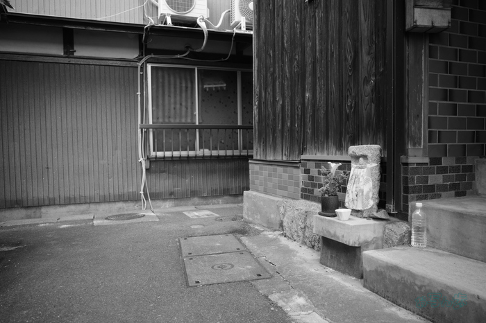 R0000769co,18 mm,F2.8,iso320,RICOH GR IV Monochrome.jpg