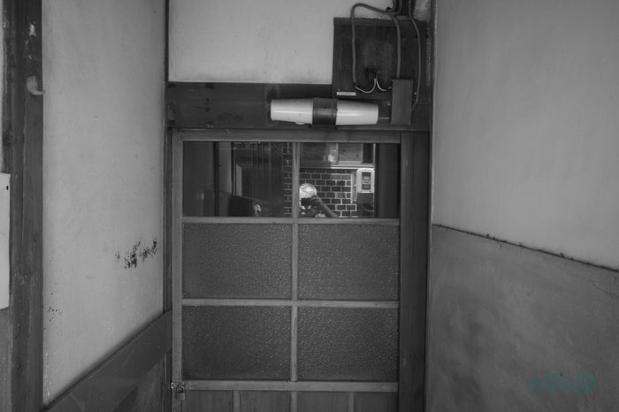 R0000783co,18 mm,F8,iso500,RICOH GR IV Monochrome.jpg