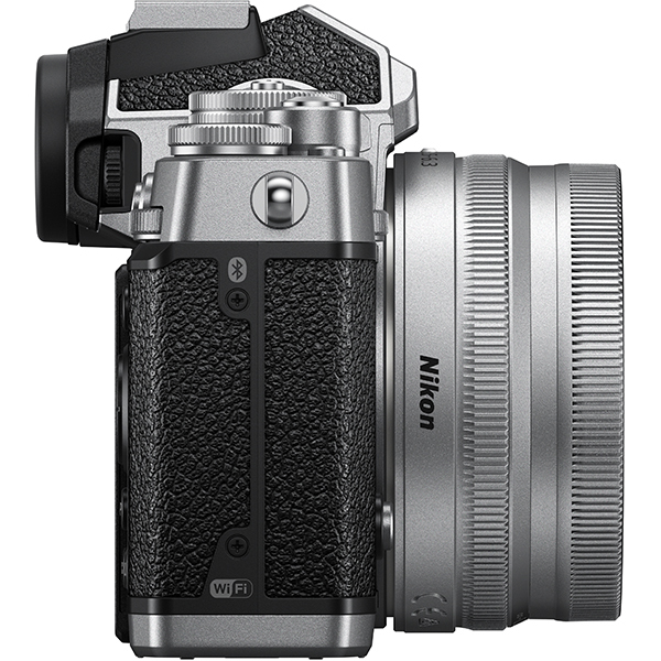 《ご予約商品》 ニコン Z fc 16-50 VR SL レンズキット Nikon