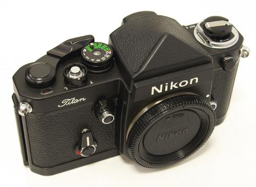 Nikon F2 チタン ネーム入 美品 Nikon F2 チタン (ネーム入り) – ねりま中古カメラきつね堂