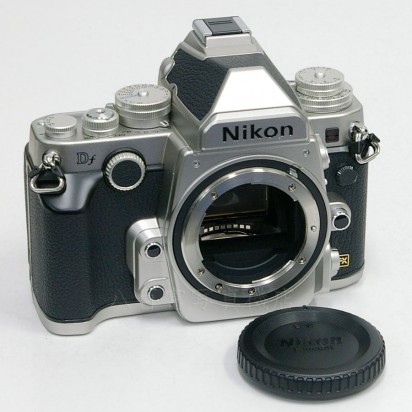 【中古】 ニコン Df ボディ シルバー Nikon 中古カメラ 19872