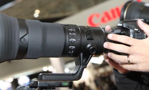 ニコン Nikon AF-S NIKKOR 800mm F5.6E FL ED VR  Fマウント Nikon F-Mount 《３〜７営業日でのお届け》-ニコン AF-S NIKKOR 800mm f/5.6E FL ED VR 使用例(写真のカメラは別売りです)