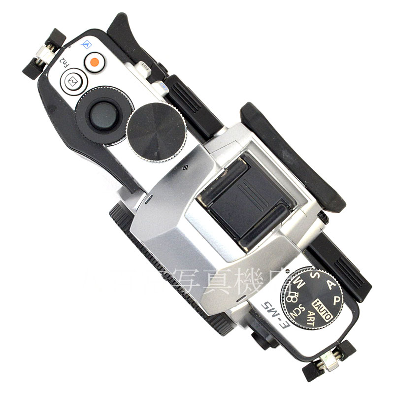 【中古】 オリンパス OM-D E-M5 ボディ シルバー OLYMPUS 中古デジタルカメラ 50871