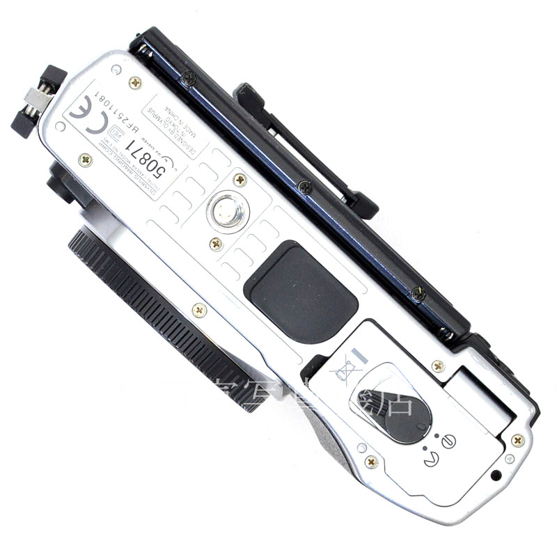 【中古】 オリンパス OM-D E-M5 ボディ シルバー OLYMPUS 中古デジタルカメラ 50871