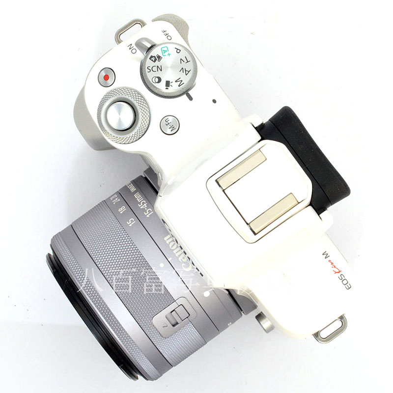 中古】 キヤノン EOS Kiss M ホワイト EF-M15-45 IS STM シルバー