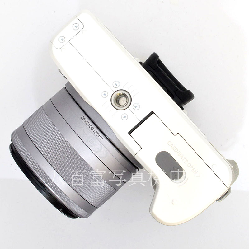 美品 完動品！Canon EOS Kiss M ホワイトEF-M 15-45mm 中古】 キヤノン EOS Kiss M ホワイト EF-M15-45 IS STM
