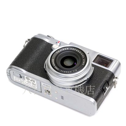 【中古】 フジ FinePix X100 シルバー FUJIFILM 中古デジタルカメラ 41987