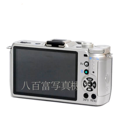 【中古】 ペンタックス Q10 ズームレンズキット シルバー PENTAX 中古デジタルカメラ 42624