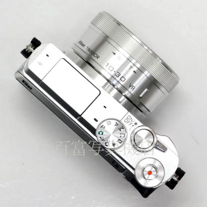 【中古】 ニコン Nikon 1 J5 VR 10-30mm F3.5-5.6 PD-ZOOMセット シルバー 中古デジタルカメラ 42703