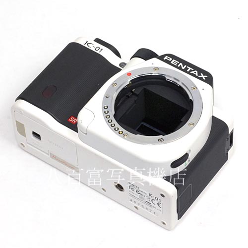 【中古】  ペンタックス K-01 ボディ ホワイト PENTAX 中古カメラ 36913