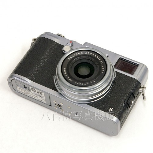 【中古】 フジフイルム FINEPIX  X100S シルバー FUJIFILM ファインピックス 中古カメラ 26551