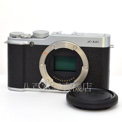 【中古】フジ X-M1 ボディ シルバー FUJIFILM 中古デジタルカメラ 47585