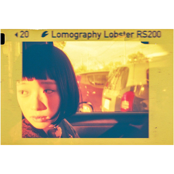 ロモグラフィー Lomomatic 110 Camera & Flash Golden Gate / hp110col / 110フィルムカメラ / Lomography