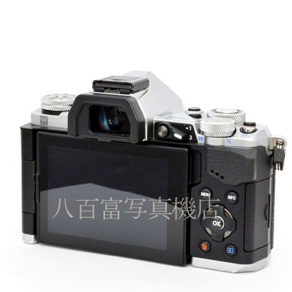 【中古】 オリンパス OM-D E-M5 MarkⅡ ボディ シルバー OLYMPUS 中古デジタルカメラ 47718